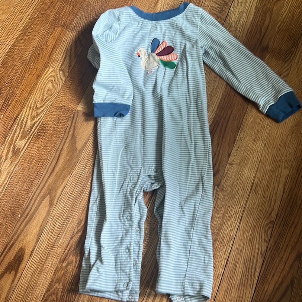 Ishtex thanksgiving outfit